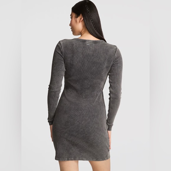 Washed Rib-Knit Long Sleeve Henley Dress - Gray LIKE NEW - Picture 2 of 5